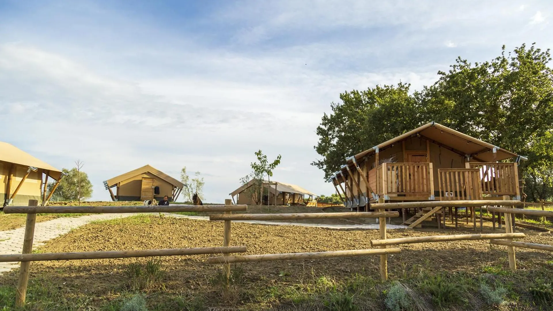 Glamping Tenuta Radici Castelnuovo della Misericordia
