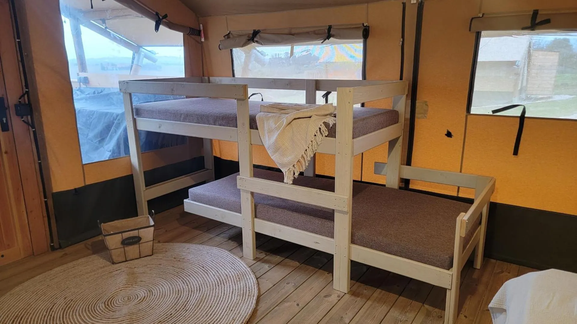 Glamping Tenuta Radici Castelnuovo della Misericordia Feriegård