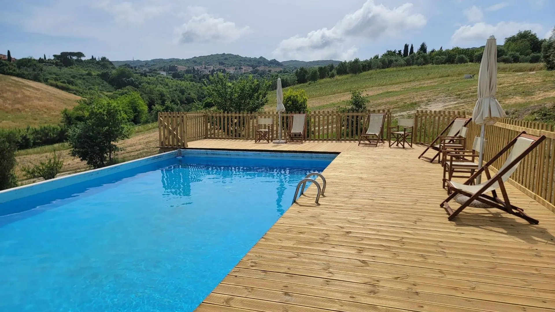 Glamping Tenuta Radici Castelnuovo della Misericordia 0*,  Italien